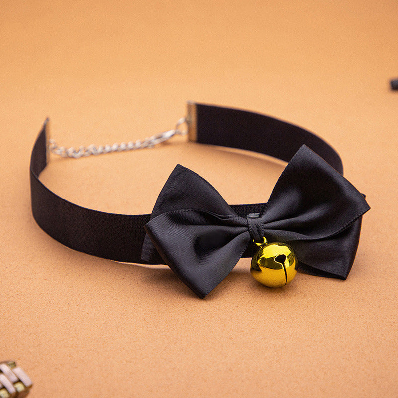 Back Chained Bow Bell Collar